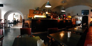 San Marten Bar & Restaurant