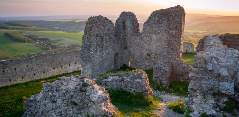 Výlet po ruinách karpatských hradov
