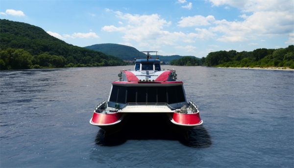 Twin City Liner – exciting journey with high-speed catamaran