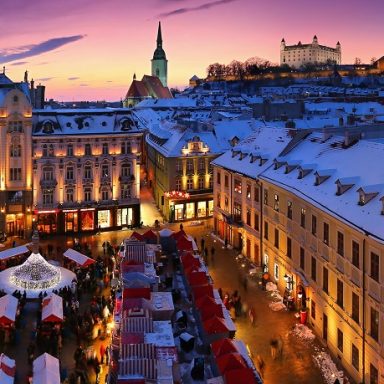 Let’s experience Christmas atmosphere in Bratislava