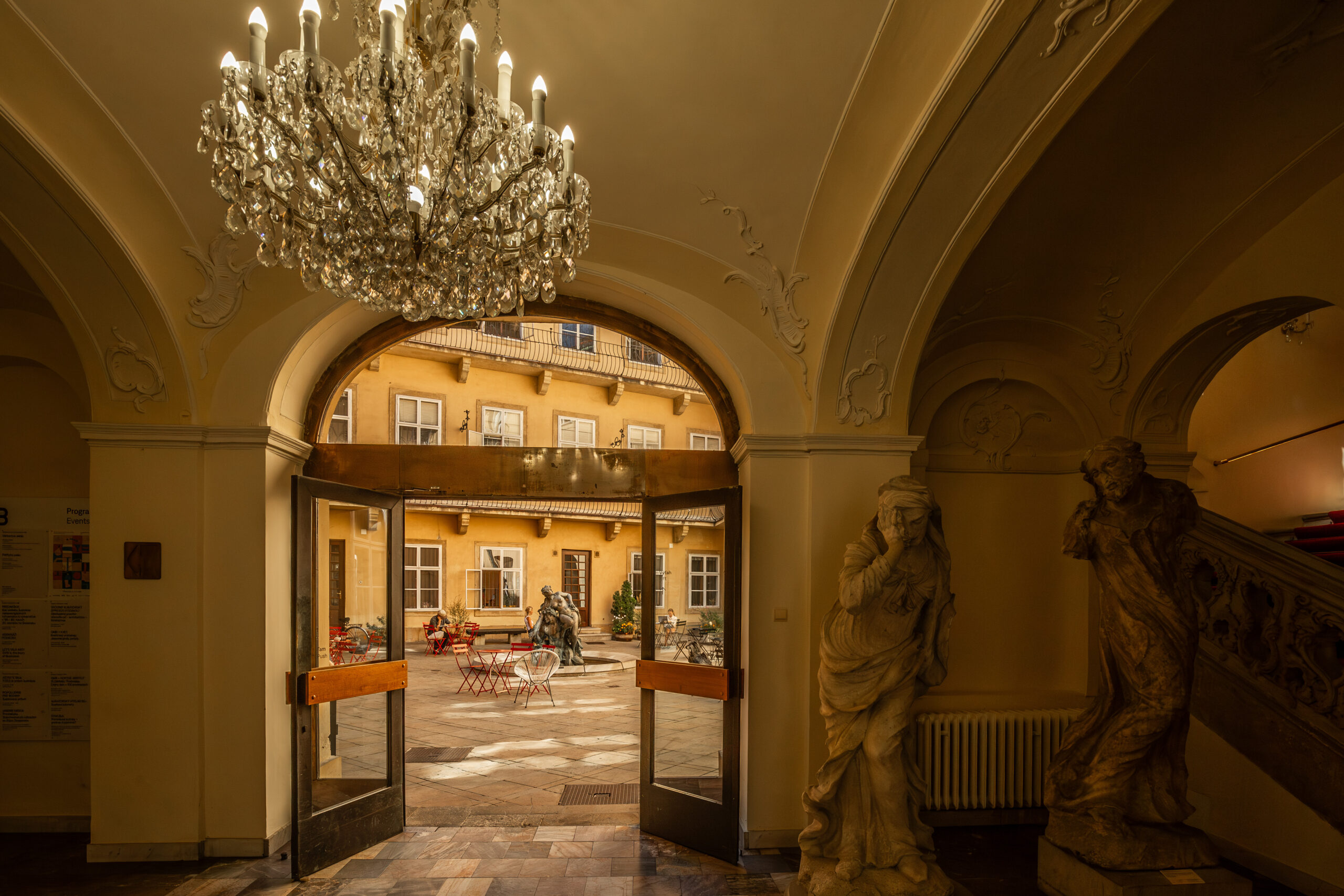 Mirbachov palác