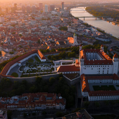 Bratislavský hrad fotka z dronu