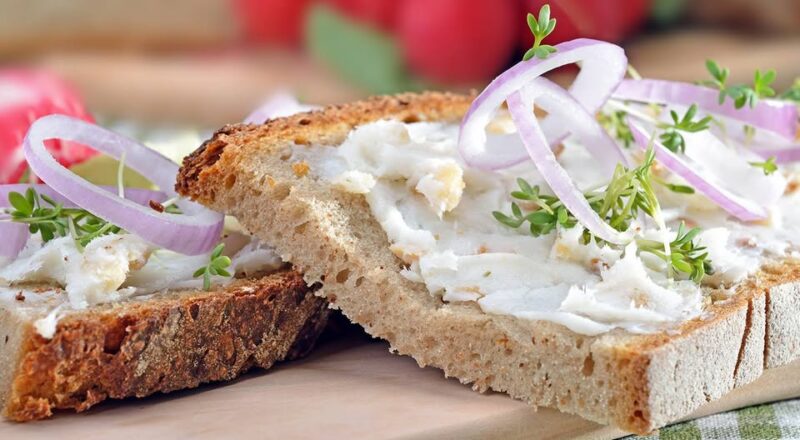 Chlieb s masťou - vianočné trhy jedlo