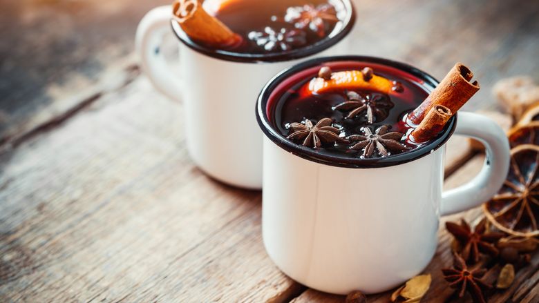 Varené víno - jedlo vianočné trhy Bratislava